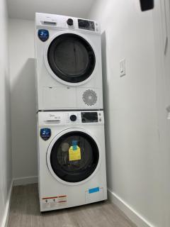 Comfy 2 Bedroom Suite Getaway - Edmonton - 1
