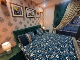 1 BHK Lavish Suite in Bahria Town lahore - Lahore - 4