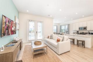 Ocean Blue Cove Cottage Near Disney With Margaritaville Resort Island H2O Access - 8020Ls - Orlando - 1