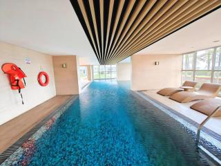 Cozy 1BR Gold Coast PIK with Pool, Gym, Netflix by 2ndHome - Jakarta - 8