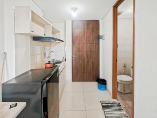Homy Studio Grand Caman Bekasi Jatibening with Pool - Cibening Empat - 1