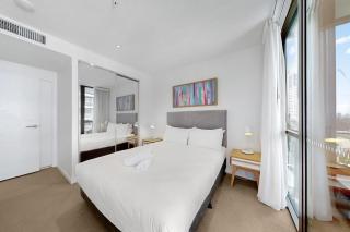 Your Central Broadbeach Escape - Gold Coast - 3
