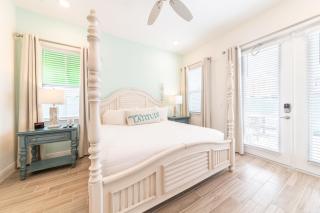 We Be Jammin Cottage With Private Hot Tub Near Disney With Margaritaville Resort Island H2O Access - 8020Dr - Orlando - 5
