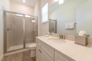 We Be Jammin Cottage With Private Hot Tub Near Disney With Margaritaville Resort Island H2O Access - 8020Dr - Orlando - 4
