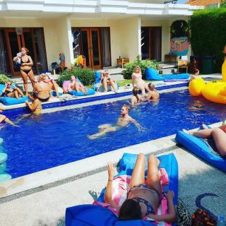 Castaway Hostel - Canggu - 8