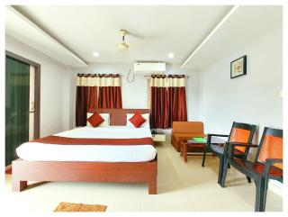 HOTEL SHIVANGI PALACE Near Sea Beach - Jagannath Temple - Free Wifi & Restaurant - Fully Air conditioned And Spacious Rooms - Best Hotel In Puri - Puri - 1