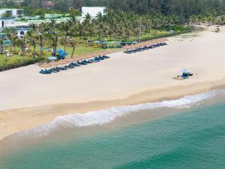 Wyndham Hoi An Royal Beachfront Resort & Villas - Hoi An - 8