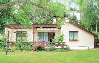 Cozy Home In Biskupice With Wifi - Biskupice - 0