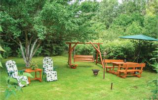 Cozy Home In Biskupice With Wifi - Biskupice - 6