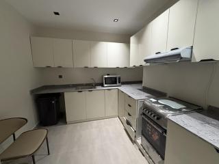 LP105-4 Elegant 2BR Apartment in Al Munsiyah - Riad - 1