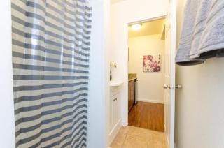 Compact Studio in Hollywood - Los Angeles - 5