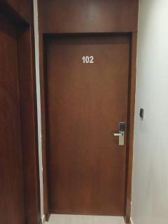 LP103-9 1BR Luxury Apartment in Al Hamra - Riad - 3