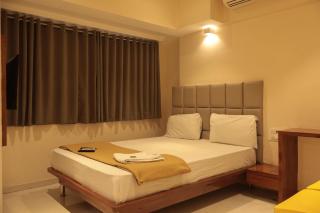 Hotel Sapphire Inn Residency - Thane - 7