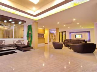 The Rice Hotel - Roi Et - 9