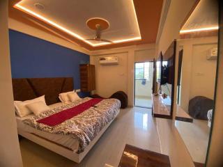 Hotel O Shaligram - Ahmedabad - 4