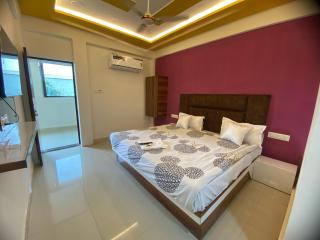 Hotel O Shaligram - Ahmedabad - 6