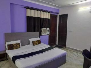 Hotel O Green House - Noida - 5