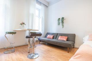 Elegant 2BR City Retreat Prime Central Location - Viena - 9