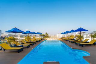 Days Inn by Wyndham Patong Beach - Patong - 9