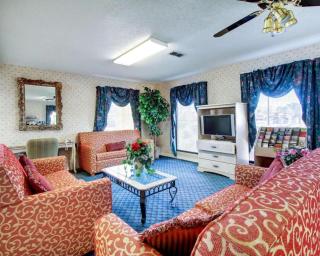 Econo Lodge - Pearl - 9
