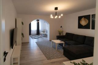 Aquarium Apartment - Buzău - 9