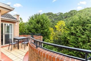 Pristine 2-Bed Near Marrickville Village - Sydney - 9