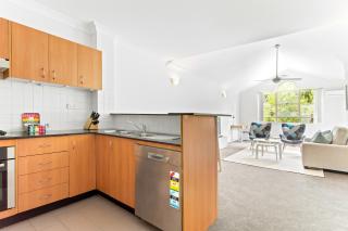 Pristine 2-Bed Near Marrickville Village - Sydney - 4
