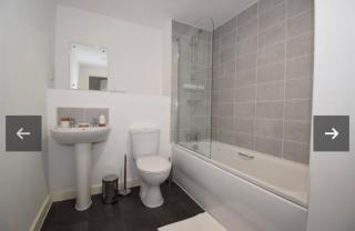 Sunshine Residence - Luxury 2 Bedroom Apartment - Leamington Spa - 3