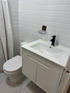 Modern and complete 90m2 apartment with free private garage - 9