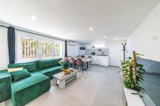 LE JARDIN SECRET EXPERIENCE - - Balneo SPA Jardin & BBQ - Elegance & Confort - CLIMATISATION - FAMILY & ANIMAUX Welcome -Elite Premium Properties Services - 1