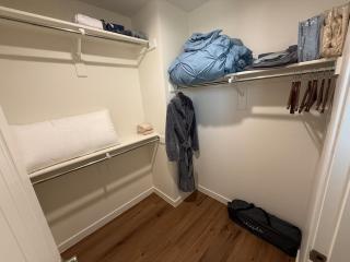 King Suite Mins to VA, PCH, Mayo Sports Restaurants - 6