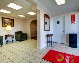 Econo Lodge - Meridian - 4