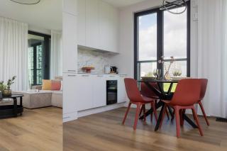 Grzybowska Sophisticated Apartment with Balcony & Parking in the Center of Warsaw by Renters Prestige - Warschau - 7