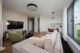 Grzybowska Sophisticated Apartment with Balcony & Parking in the Center of Warsaw by Renters Prestige - Warschau - 3