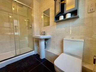 5BR 3BA Home Sleeps 10 in Hook - Hook - 5