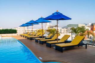 Days Inn by Wyndham Patong Beach - Patong - 0