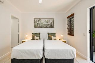 Tropical Haven - Blue Lagoon Resort - Trinity Beach - 4