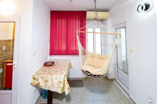 Tranquil Coastal Getaway Apartment - Budva - 8