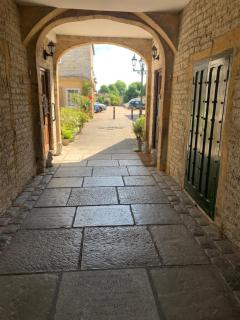 Heart of Somerton House - Somerton - 7