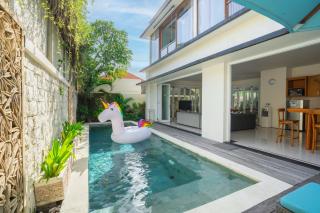 Lacasa2 Villa Legian With Butler - Legian - 0
