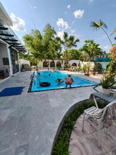 Hugo Homestay - 9