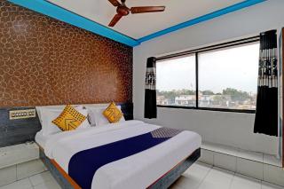 Hotel O Mayur - Ahmedabad - 9