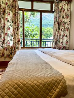 Tourist Hotel 10 minutes walking distance from the mall - 9