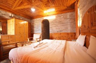 Wooden Castle Hotel and Resort - 9