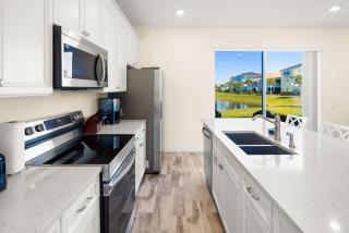 Lime Green Villa Near Disney With Margaritaville Resort & Island H20 Waterpark Access - 2944Or - 2