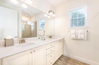 Love, Luck And Magic Cottage With Private Hot Tub Near Disney And Margaritaville Resort Island H2O Access - 8013Ff - Orlando - 1