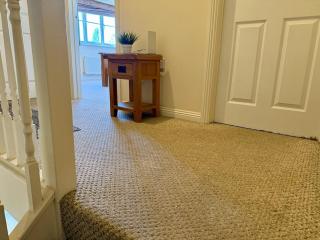 6Bed Home in Hook Ideal for Contractors & Groups - Hook - 8