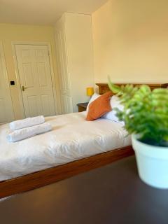 6Bed Home in Hook Ideal for Contractors & Groups - Hook - 4