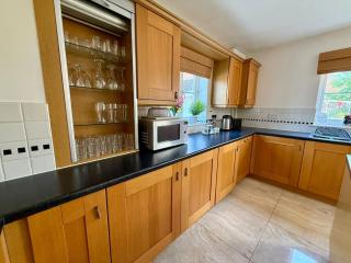 6Bed Home in Hook Ideal for Contractors & Groups - Hook - 3