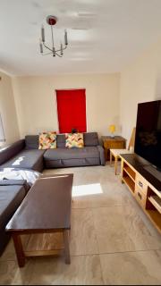 6Bed Home in Hook Ideal for Contractors & Groups - Hook - 2